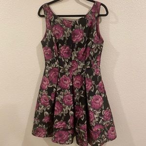 Fit & Flare floral dress - size 10